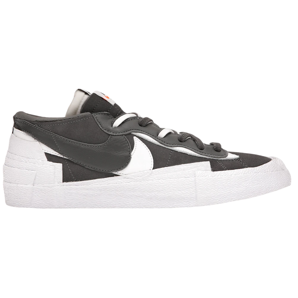 Nike Blazer Low sacai Iron Grey