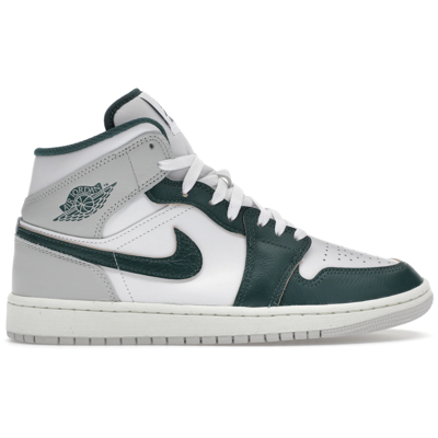Air Jordan 1 Mid SE Oxidized Green