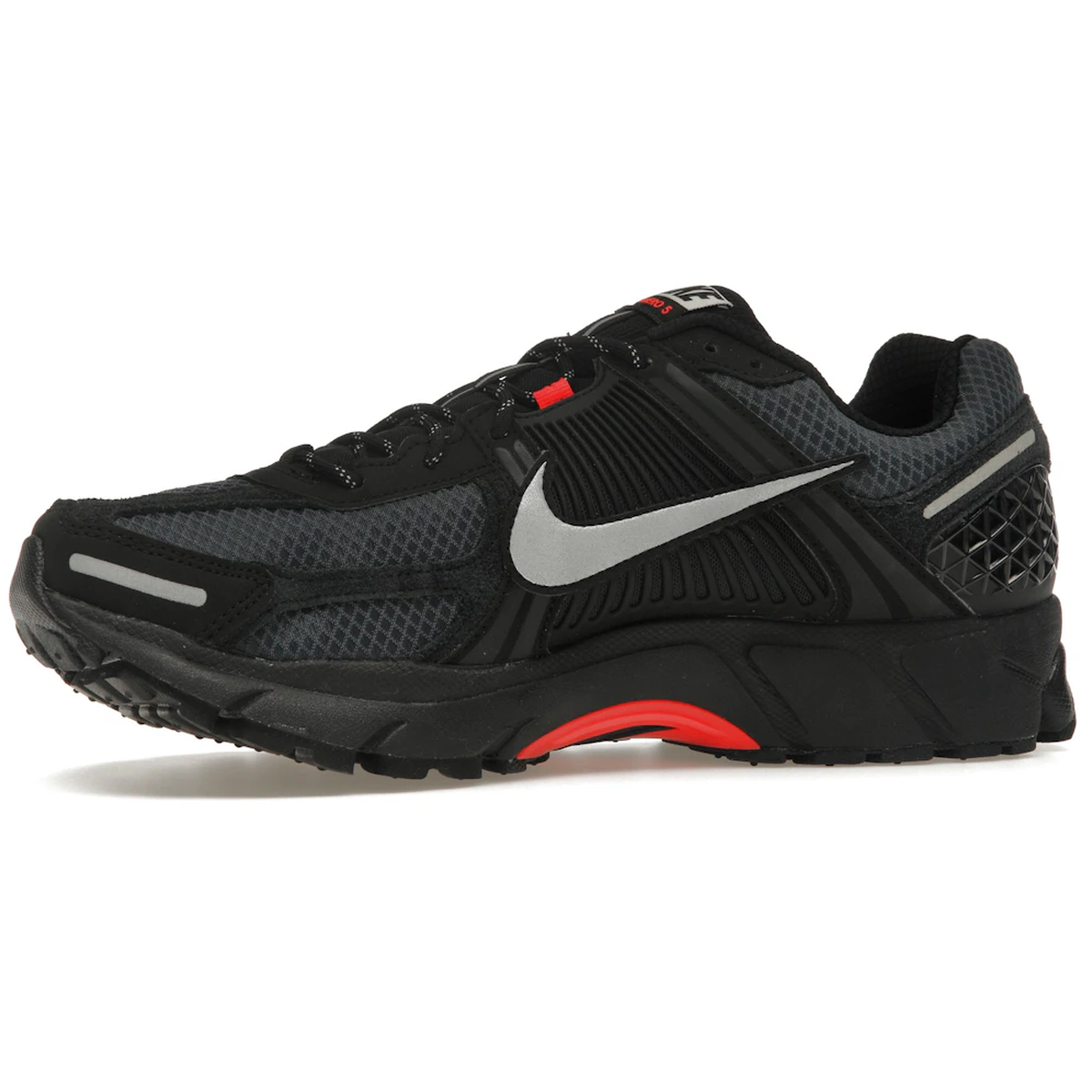 Thumbnail af Nike Zoom Vomero 5 Black Metallic University Red 3